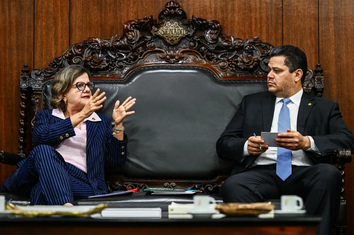 Teresa Leitão reabre canal de diálogo com Davi Alcolumbre